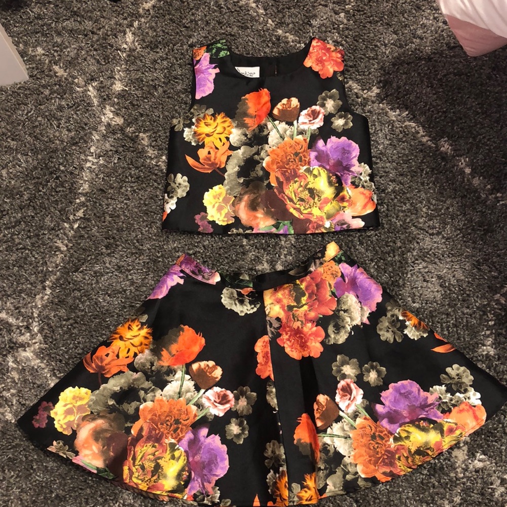 Peppa and Julie floral 2 piece -statement outfit!